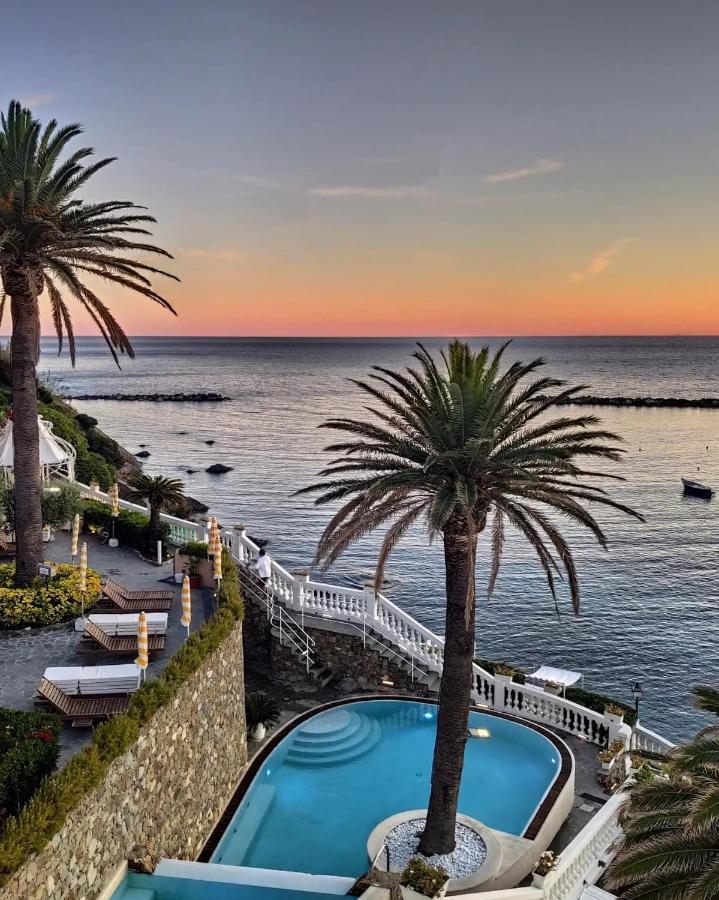 Hotel Helvetia Sestri Levante Exteriör bild