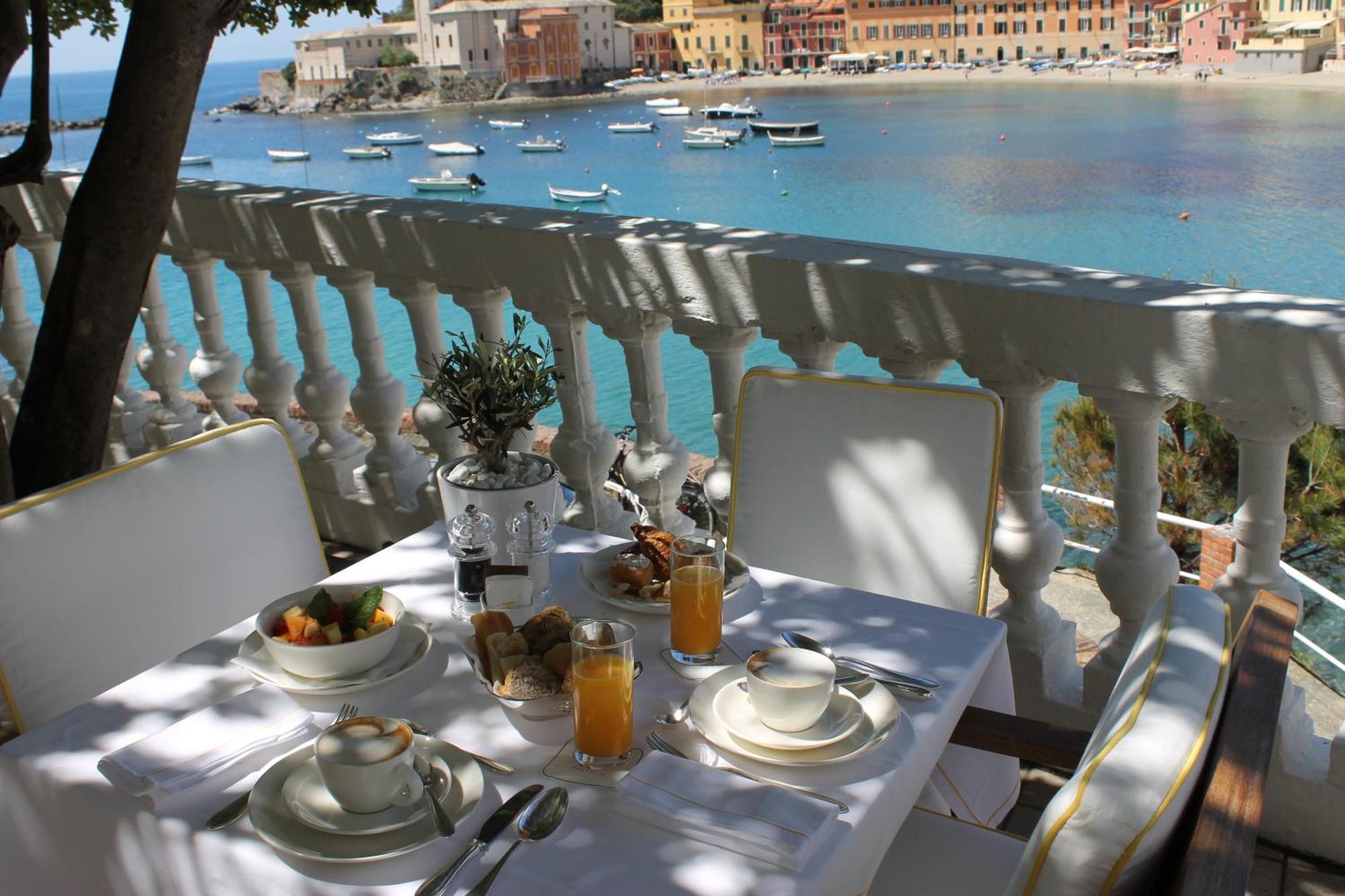 Hotel Helvetia Sestri Levante Exteriör bild